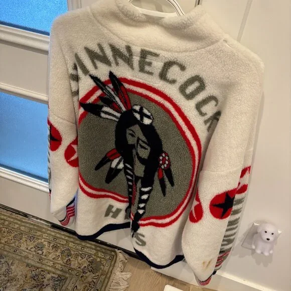 Powder Mountain Fleece - Picture 2 of 6